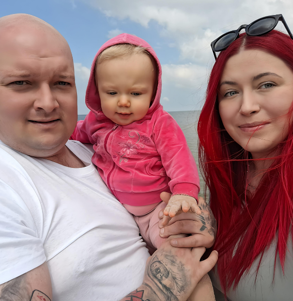 Zespół Social Magic – właściciele agencji podczas wspólnego spaceru nad morzem